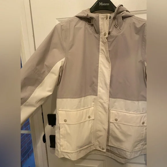 Women’s Fall Jacket - Picture 2 of 12